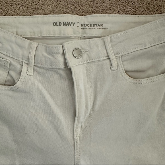 Old Navy Rockstar Mid Rise Jeans - Picture 4 of 9
